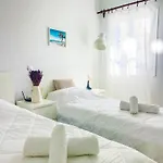 Seaside Gem - Cycladic 2br 500m From Center Prázdninový dům Tínos